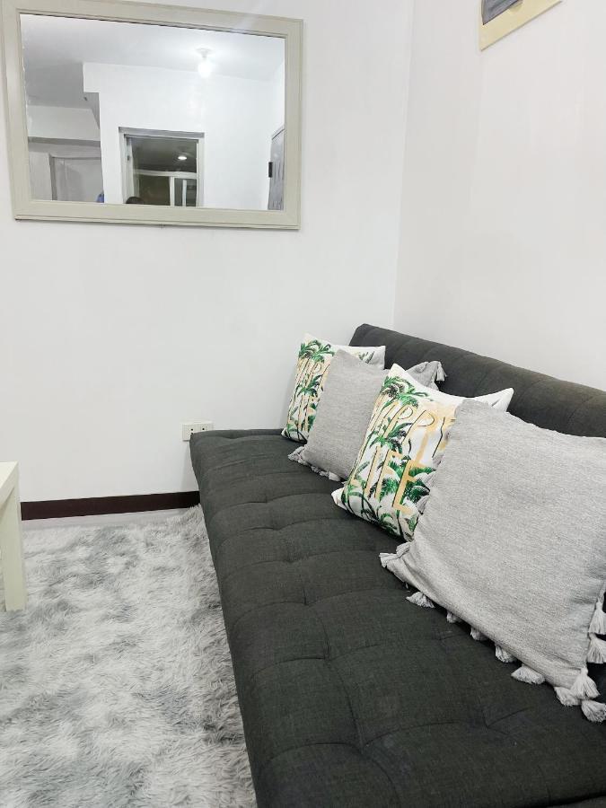 Lancris Residences 2 Bedroom Entire Apartment Near Airport With Pool Paranaque City 外观 照片