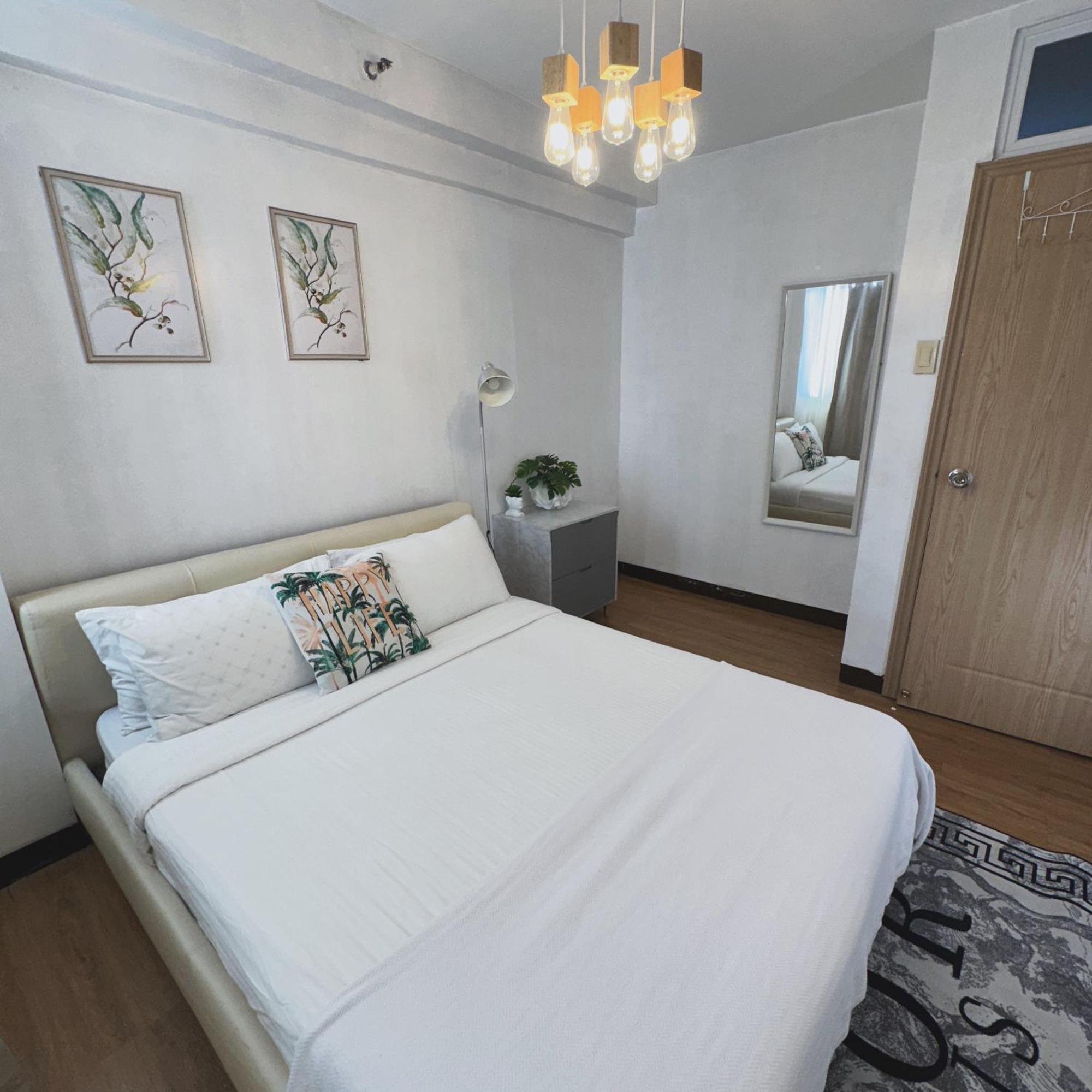 Lancris Residences 2 Bedroom Entire Apartment Near Airport With Pool Paranaque City 外观 照片
