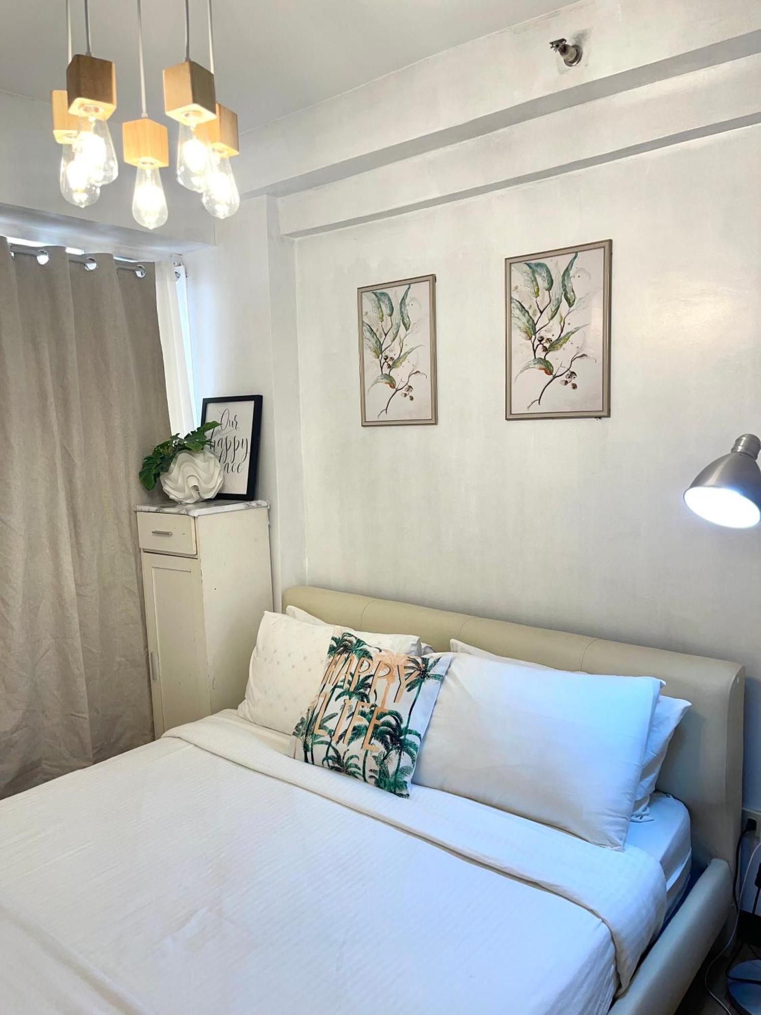 Lancris Residences 2 Bedroom Entire Apartment Near Airport With Pool Paranaque City 外观 照片