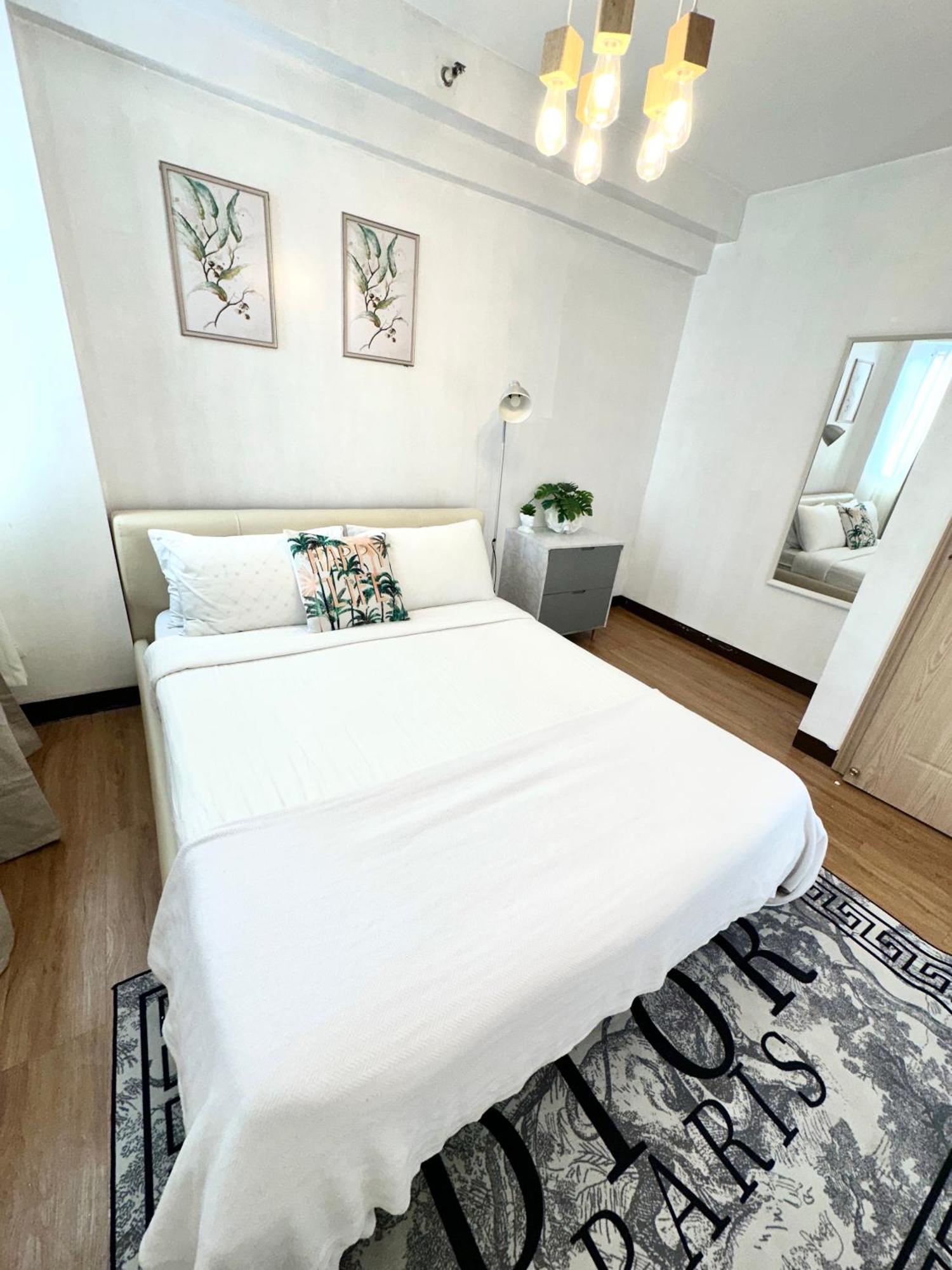 Lancris Residences 2 Bedroom Entire Apartment Near Airport With Pool Paranaque City 外观 照片